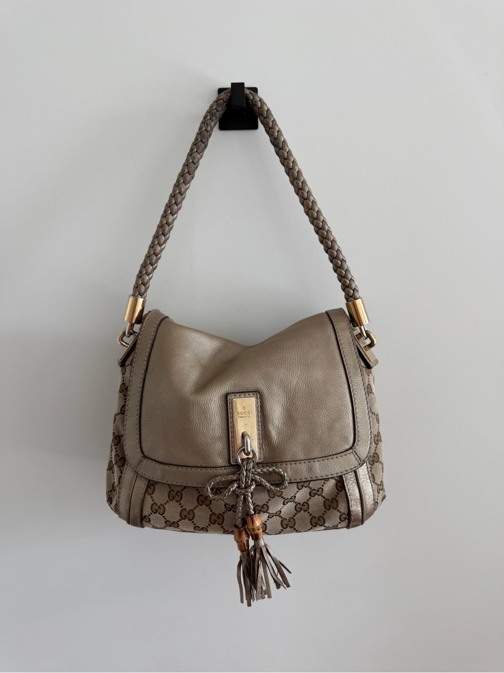 Vintage Gucci Bella Flap Bag w/Gold Hardware